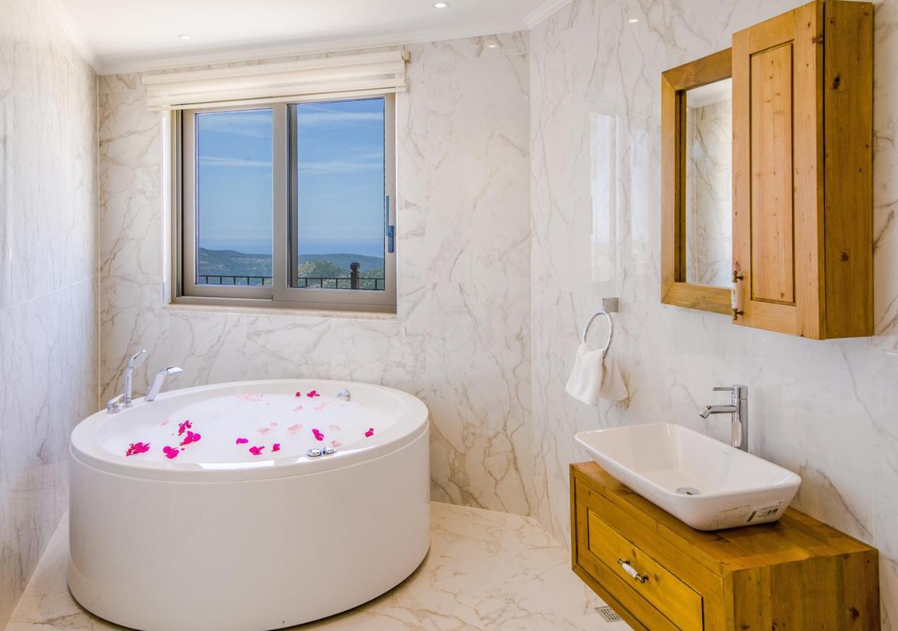Villa 5 Sleeps 6 Isolated Pool See And Montain View-Villa Kartal Yuvasi Uzumlu  Eksteriør billede